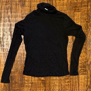H&M Black Stretchy Turtleneck Top | Slim Fit Long Sleeve Basic Goth Preppy Chic